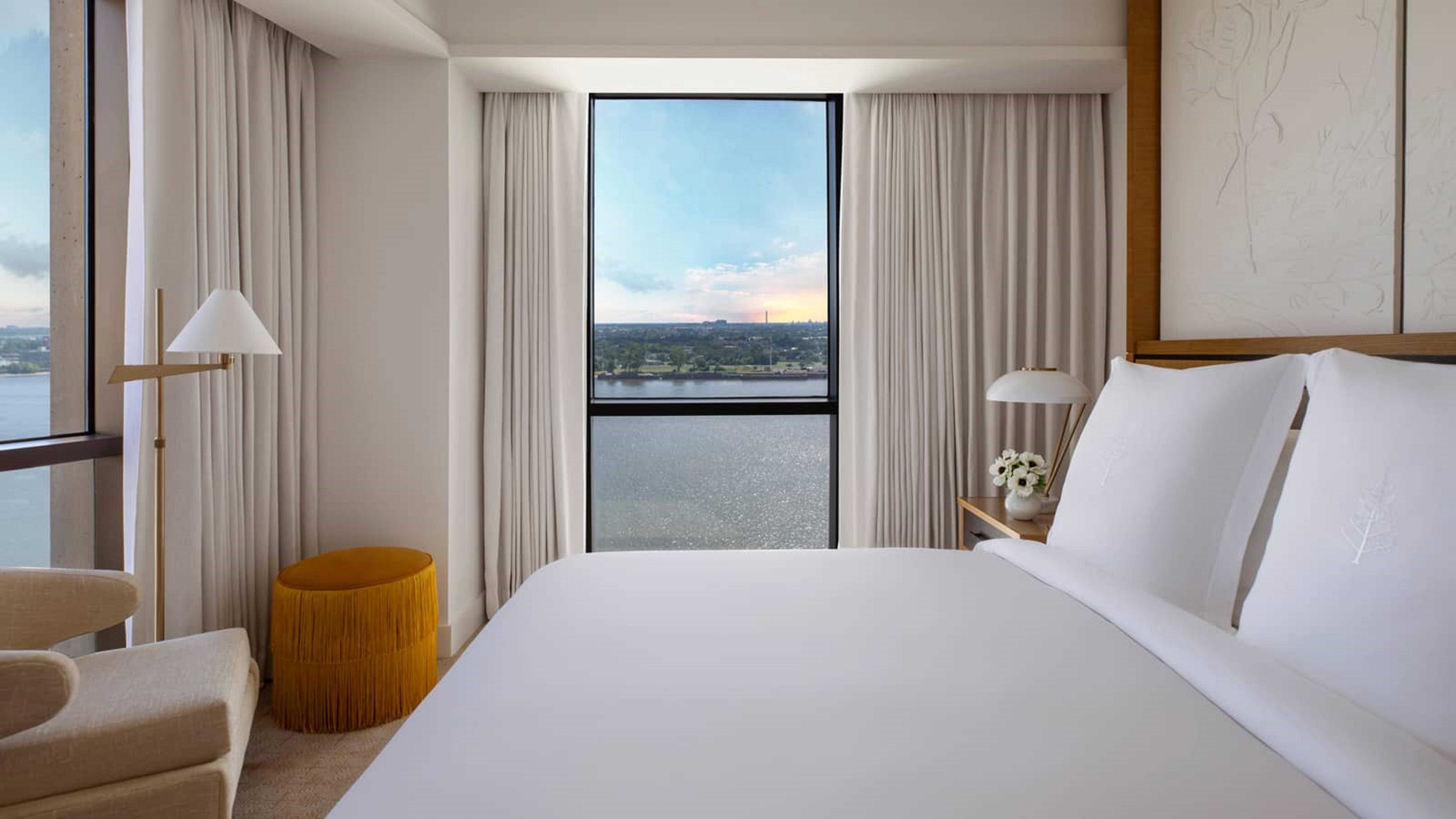 Four Seasons New Orleans Hotel Екстериор снимка